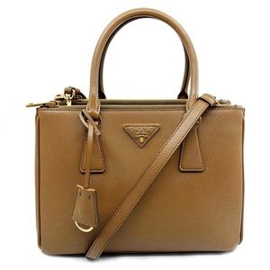 Small Lux Double Zip Saffiano Leather Tote - Caramel